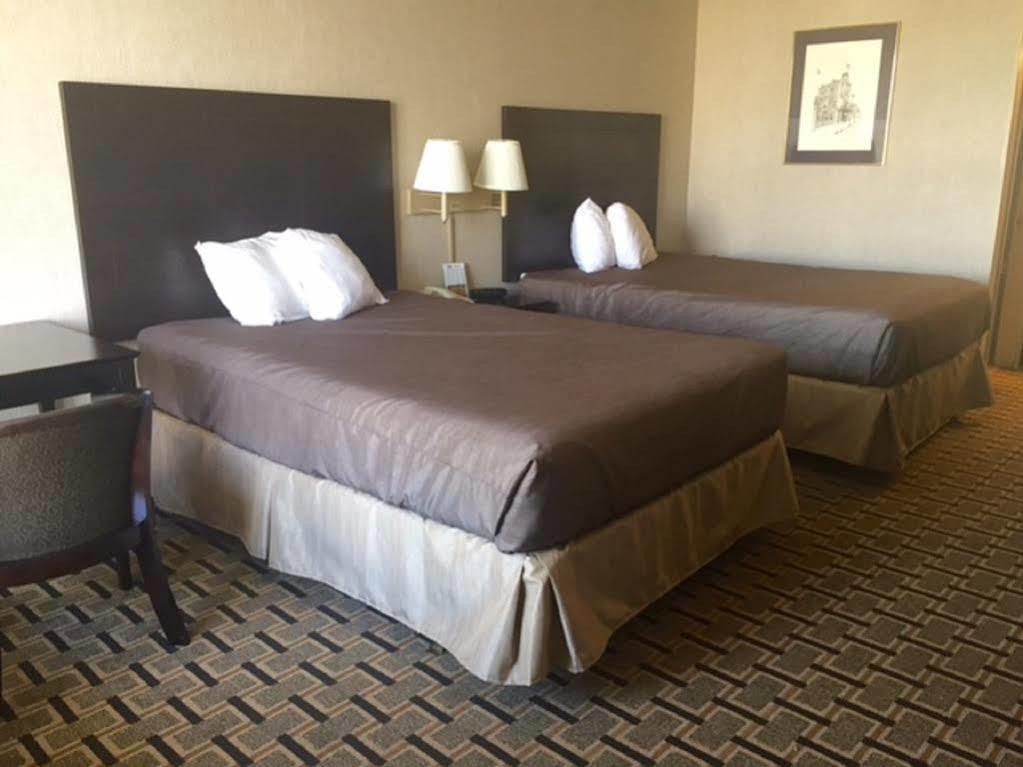 Fiddlers Opryland Hotel