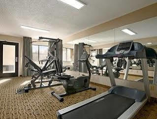 Super 8 By Wyndham Hermitage 2*