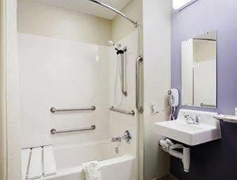 Microtel & By Wyndham 2* Nashville