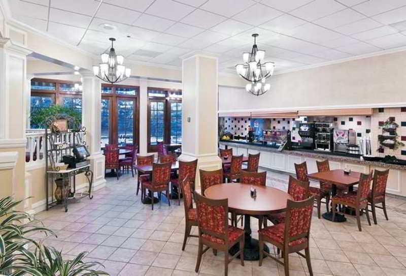 Hotel Embassy By Hilton Airport Nashville