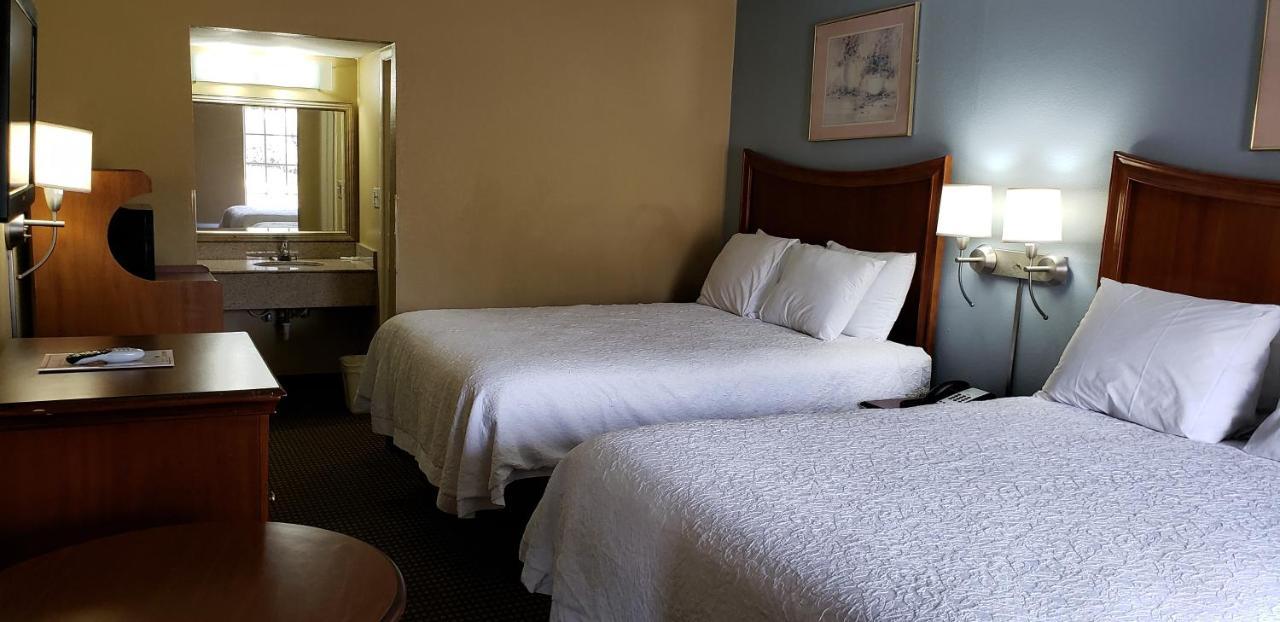 Vista And Airport East Nashville