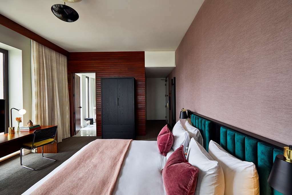 Hotel Fairlane Nashville, By Oliver Nashville