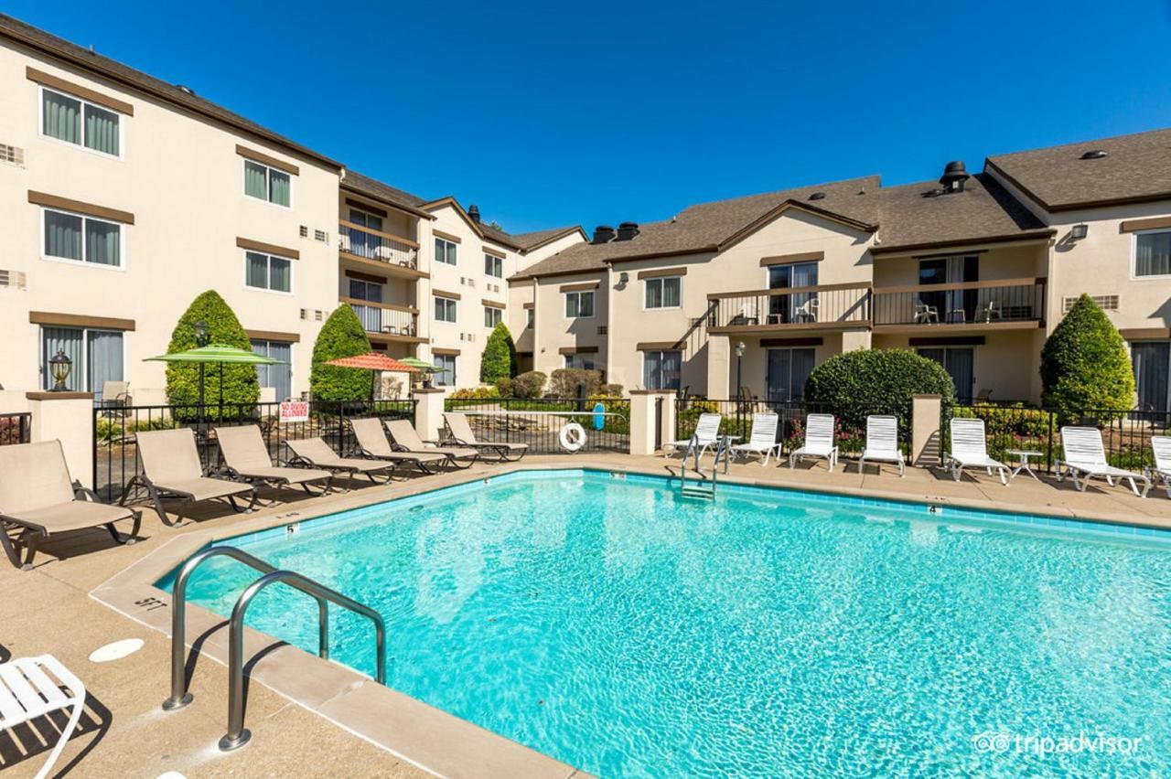 Club & Hotel Nashville