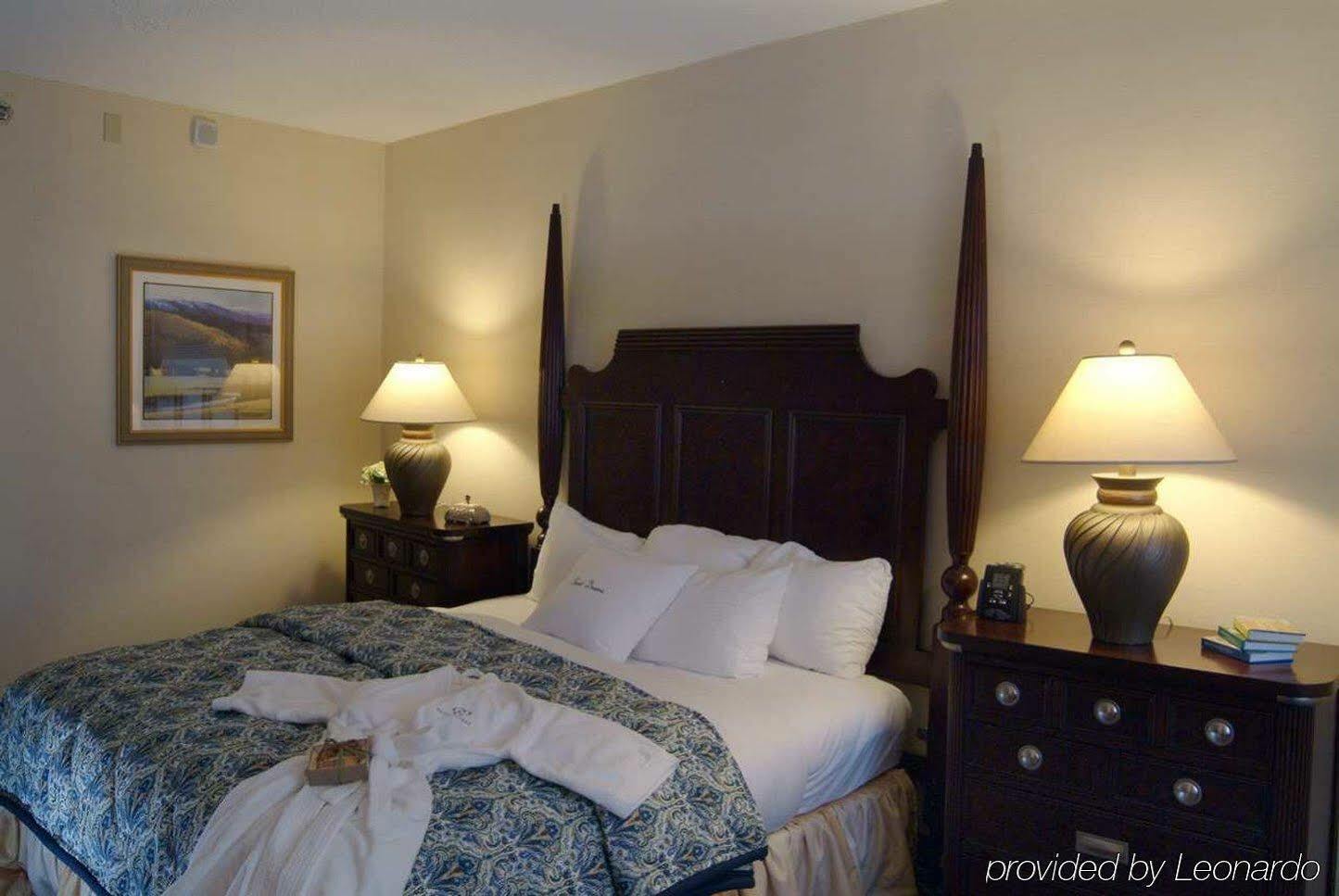 Doubletree By Hilton Downtown Hotel