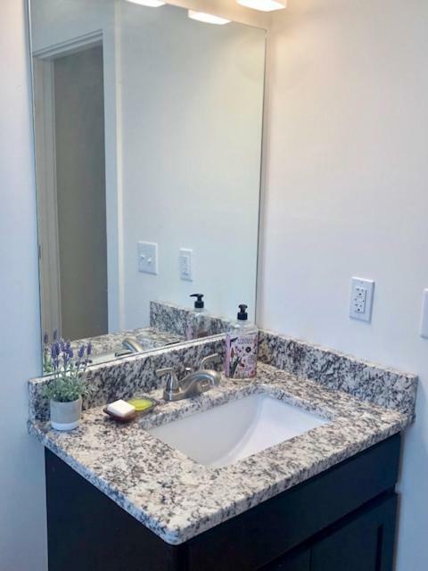 Miranda Lambert & Friends Luxury Bungalow Holiday home *