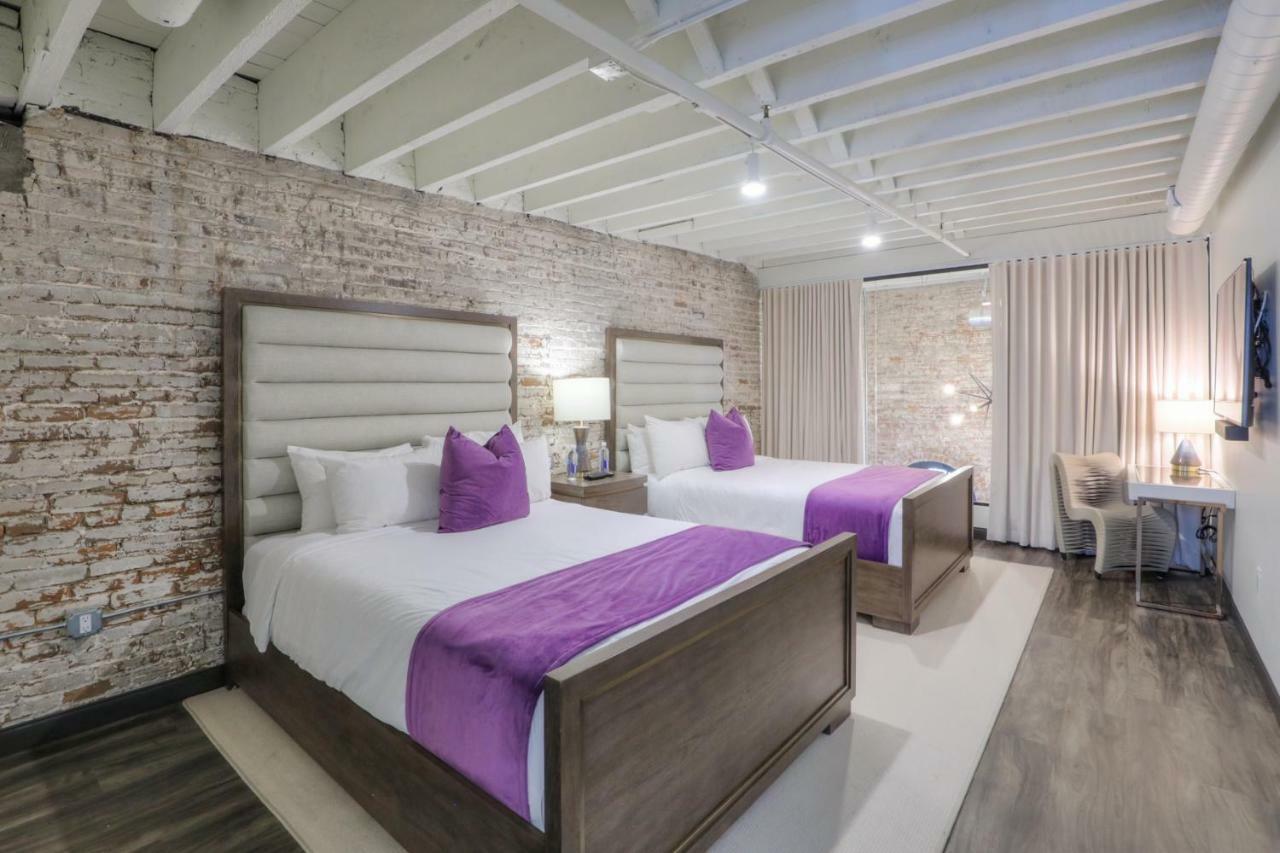 154 Hotel