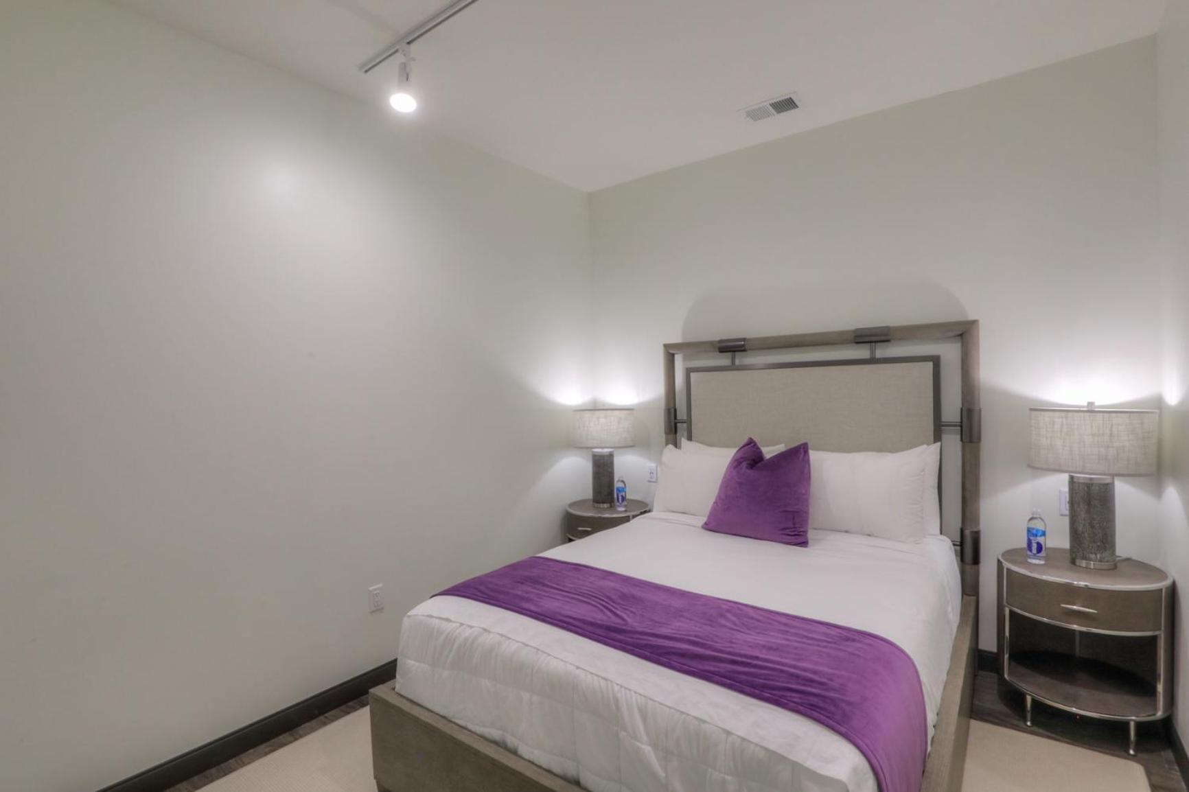 154 Hotel 4*