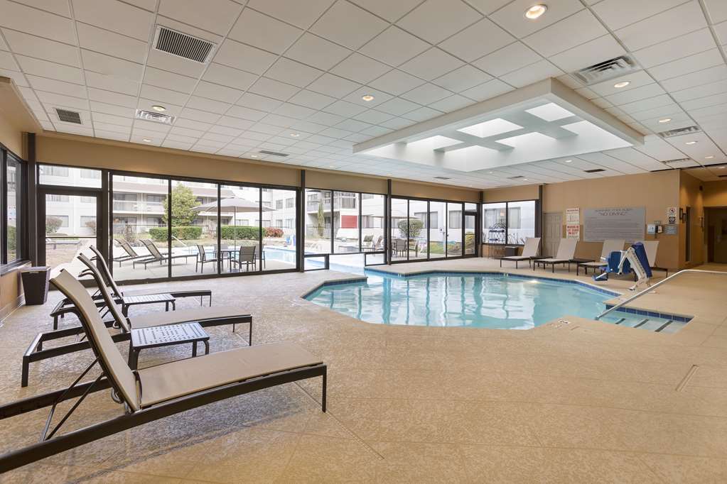 Hotel Doubletree By Hilton Airport Nashville