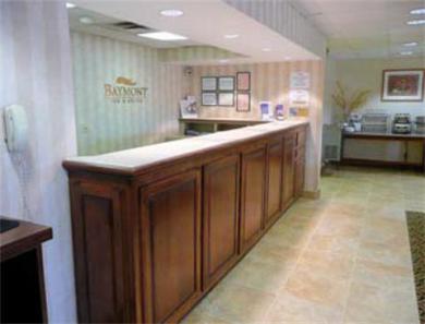 Hotel Baymont By Wyndham Airport 2*
