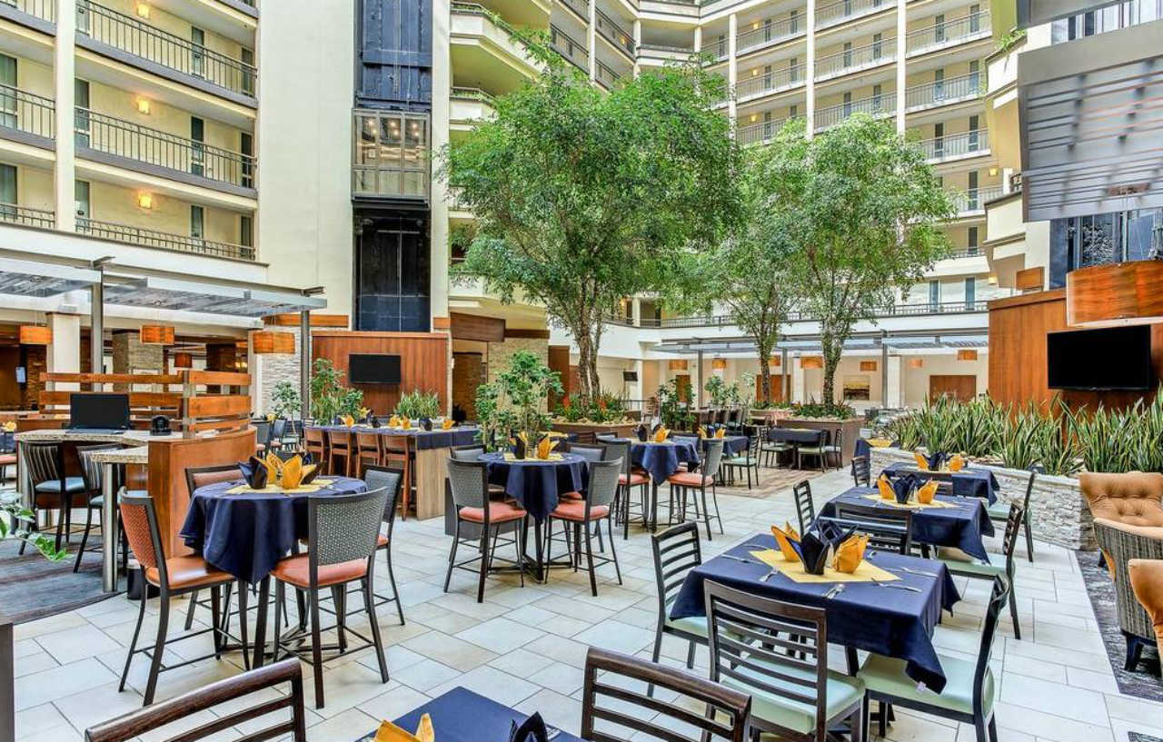 Embassy By Hilton Airport Hotel 4*