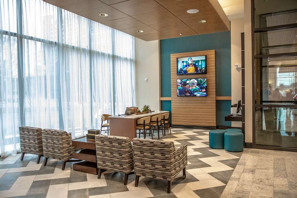 Drury Plaza Downtown Hotel 3*