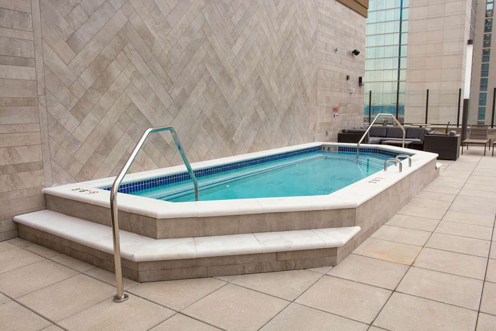 Drury Plaza Downtown Hotel 3*