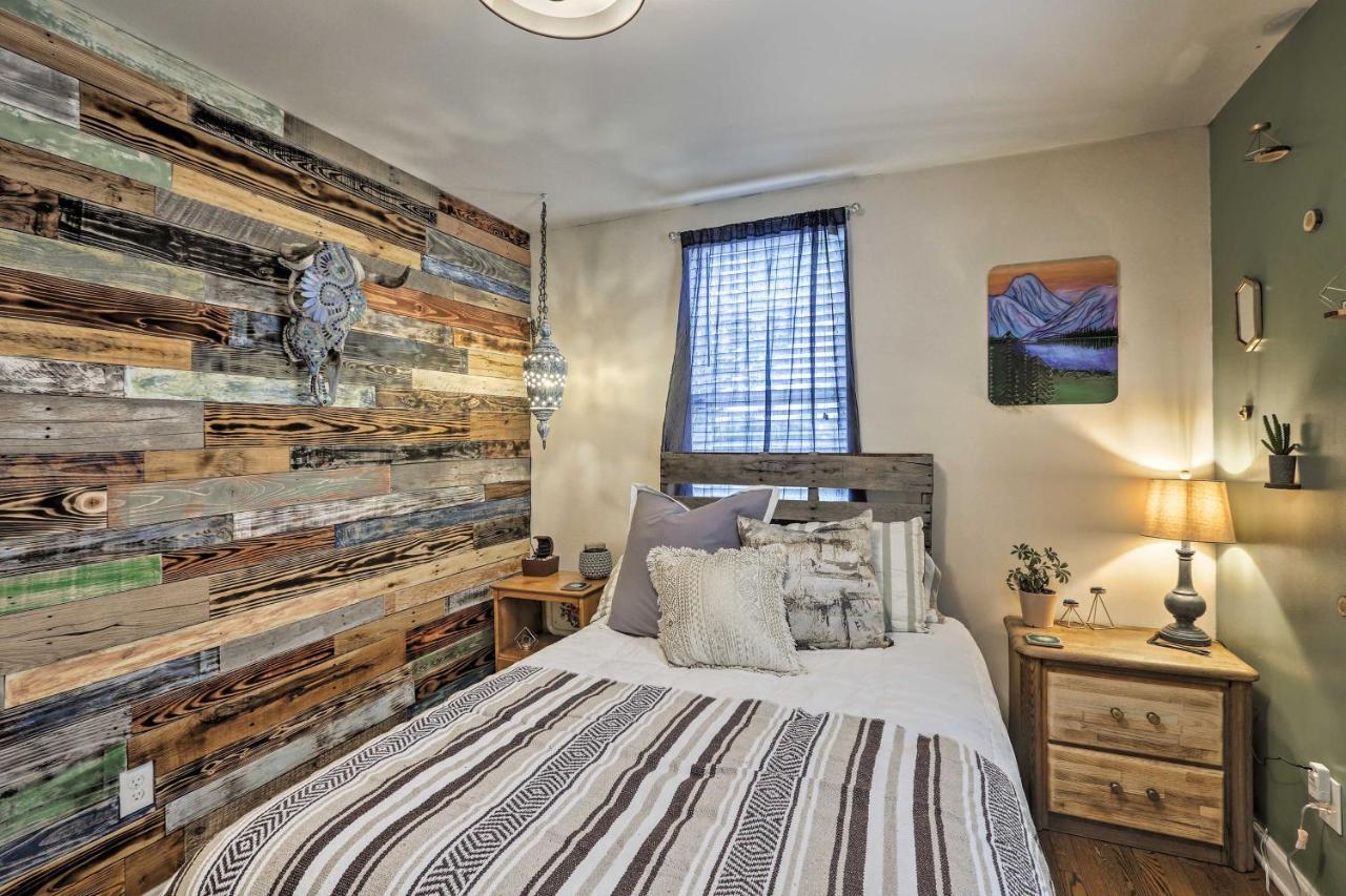 With Fire Pit And Yard, 3 Mi To Dwtn