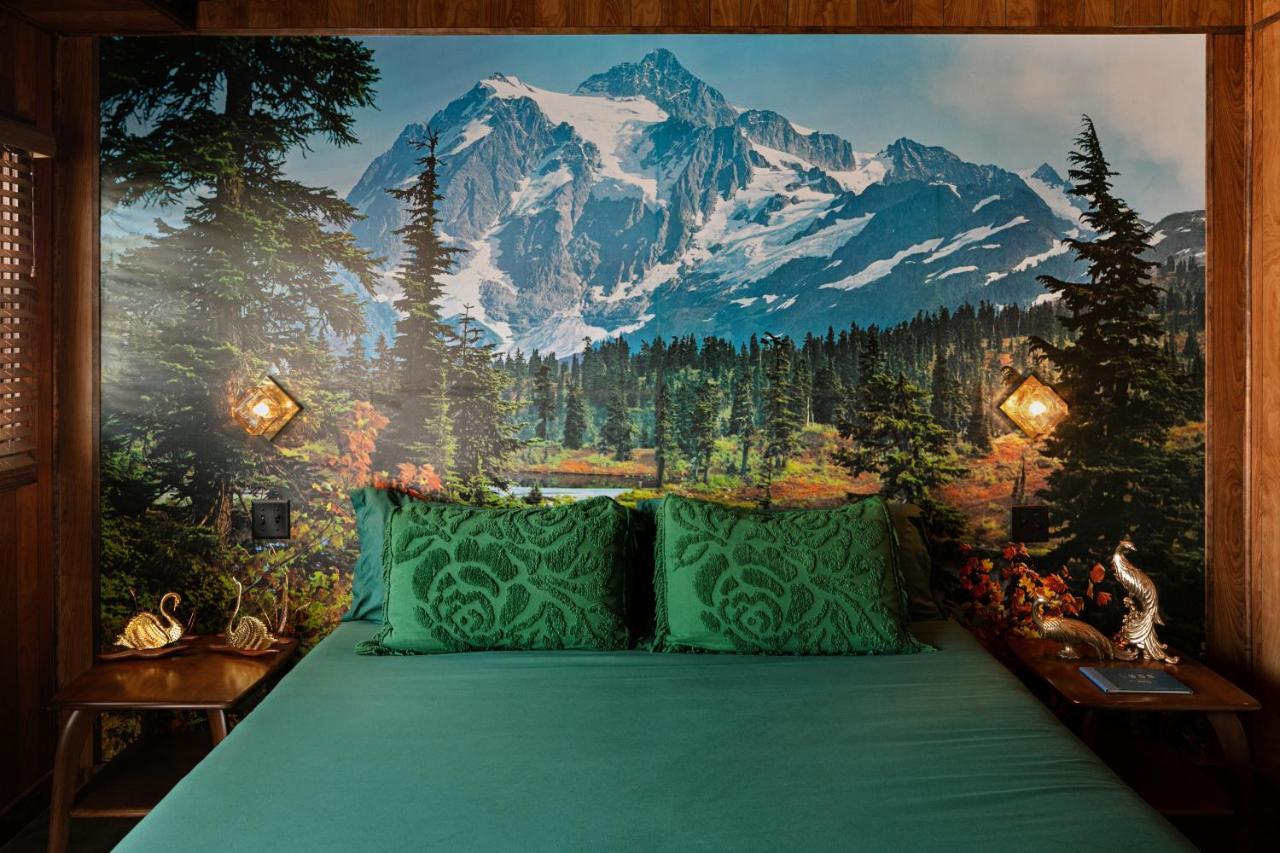 The Dive And Swim Club Nashville