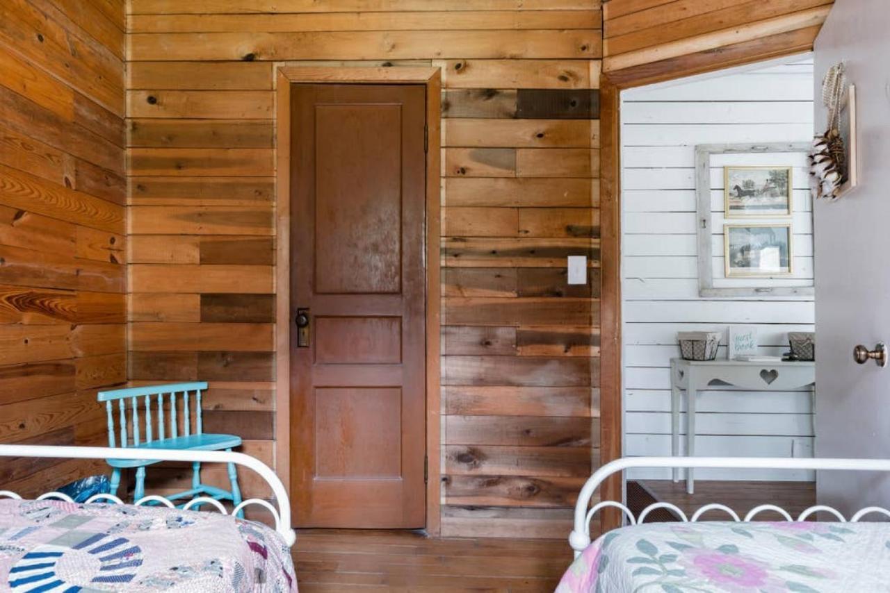Natchez Trace Nestled In The Hills Bed & Breakfast Nashville