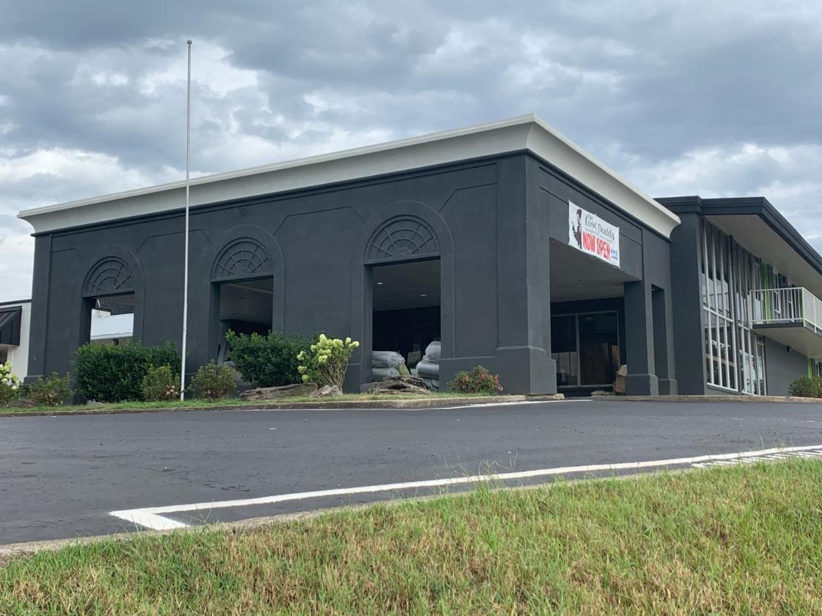 Hillside Crossing Hotel 3*