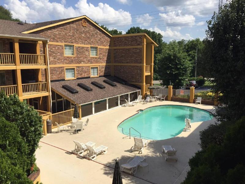 Red Lion & Airport 2* Nashville