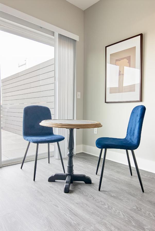 Sonder Belcourt Aparthotel